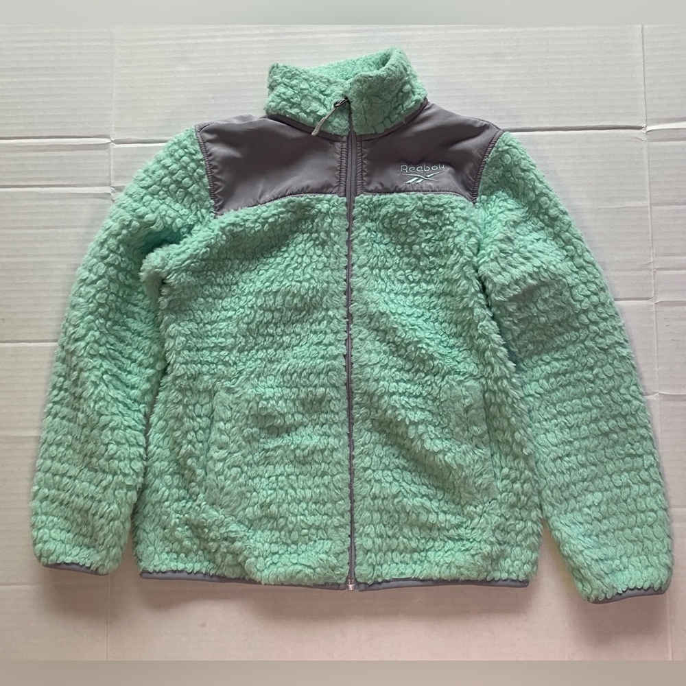 Reebok Medium‎ Girl’s Long Sleeve Fuzzy Fleece